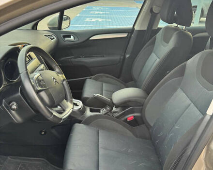 Бежевый Ситроен С4, объемом двигателя 1.6 л и пробегом 126 тыс. км за 7500 $, фото 9 на Automoto.ua