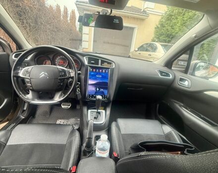 Бежевый Ситроен С4, объемом двигателя 1.6 л и пробегом 212 тыс. км за 8500 $, фото 9 на Automoto.ua