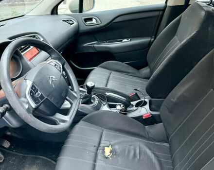 Бежевий Сітроен С4, об'ємом двигуна 1.6 л та пробігом 430 тис. км за 5500 $, фото 5 на Automoto.ua