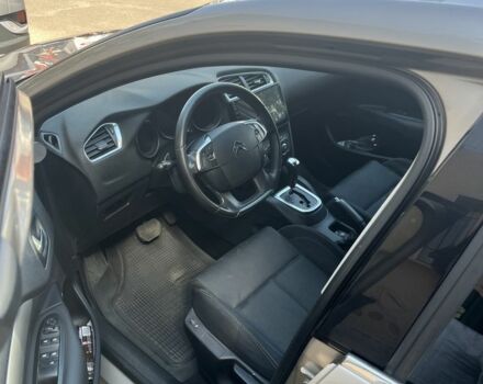 Бежевий Сітроен С4, об'ємом двигуна 1.6 л та пробігом 154 тис. км за 6700 $, фото 2 на Automoto.ua