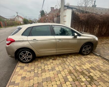 Бежевый Ситроен С4, объемом двигателя 1.6 л и пробегом 212 тыс. км за 8500 $, фото 1 на Automoto.ua