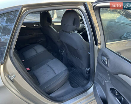 Ситроен С4 2013 в Киеве на Automoto.ua Бежевый Ситроен С4, объемом двигателя 1.6 л и пробегом 214 тыс. км за 7500 $, фото 18 на Automoto.ua