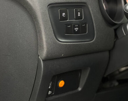 Бежевый Ситроен С4, объемом двигателя 1.6 л и пробегом 155 тыс. км за 7990 $, фото 10 на Automoto.ua