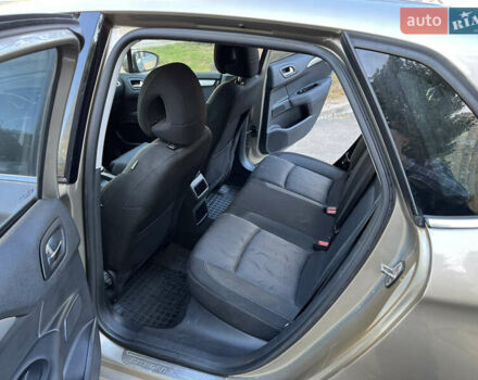 Ситроен С4 2013 в Киеве на Automoto.ua Бежевый Ситроен С4, объемом двигателя 1.6 л и пробегом 214 тыс. км за 7500 $, фото 16 на Automoto.ua