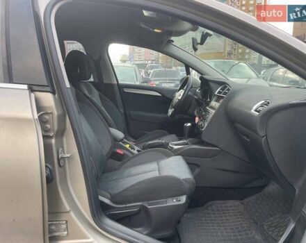 Бежевий Сітроен С4, об'ємом двигуна 1.6 л та пробігом 214 тис. км за 7990 $, фото 10 на Automoto.ua