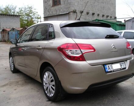 Ситроен С4 2013 в Киеве на Automoto.ua Бежевый Ситроен С4, объемом двигателя 1.6 л и пробегом 116 тыс. км за 8800 $, фото 3 на Automoto.ua