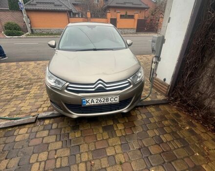 Бежевый Ситроен С4, объемом двигателя 1.6 л и пробегом 212 тыс. км за 8500 $, фото 1 на Automoto.ua