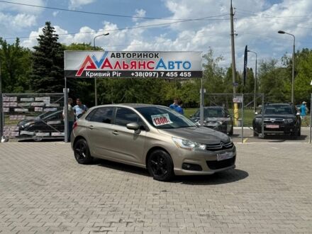 Сітроен С4 2013 у Кривому Розі на Automoto.ua Бежевий Сітроен С4, об'ємом двигуна 1.6 л та пробігом 235 тис. км за 7200 $, фото 1 на Automoto.ua