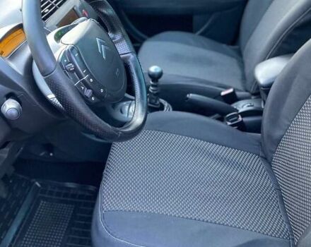 Черный Ситроен С4, объемом двигателя 2 л и пробегом 245 тыс. км за 4450 $, фото 22 на Automoto.ua