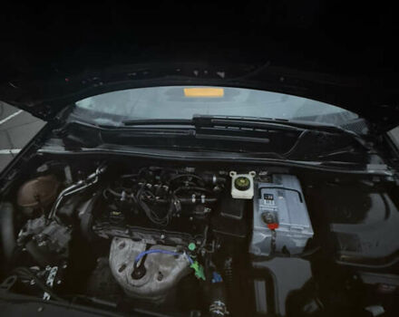 Чорний Сітроен С4, об'ємом двигуна 1.36 л та пробігом 250 тис. км за 2999 $, фото 17 на Automoto.ua