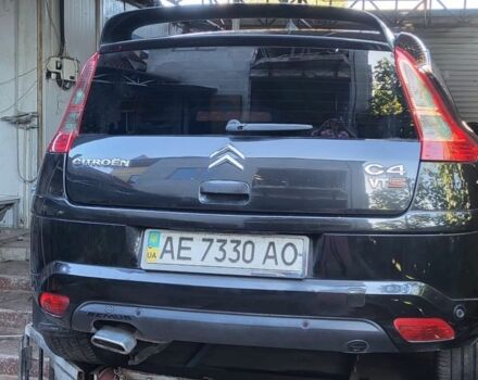 Черный Ситроен С4, объемом двигателя 2 л и пробегом 150 тыс. км за 3200 $, фото 1 на Automoto.ua