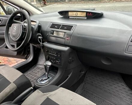 Черный Ситроен С4, объемом двигателя 1.6 л и пробегом 250 тыс. км за 3600 $, фото 20 на Automoto.ua