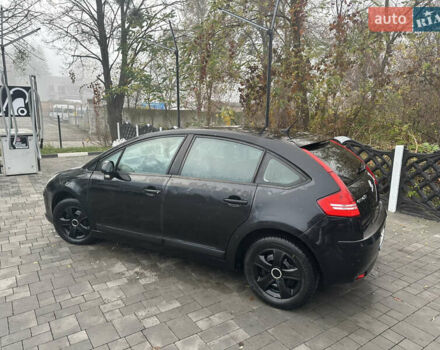 Черный Ситроен С4, объемом двигателя 1.56 л и пробегом 437 тыс. км за 4199 $, фото 4 на Automoto.ua