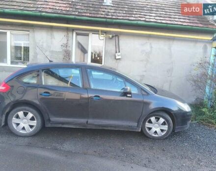 Черный Ситроен С4, объемом двигателя 1.59 л и пробегом 172 тыс. км за 4700 $, фото 10 на Automoto.ua