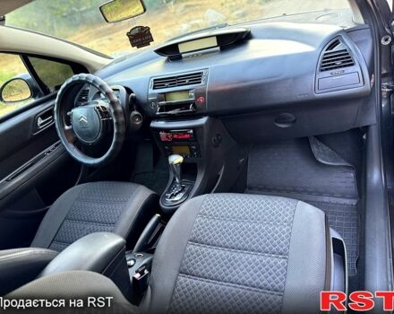 Ситроен С4 2007 в Николаеве на Automoto.ua Черный Ситроен С4, объемом двигателя 1.6 л и пробегом 175 тыс. км за 4000 $, фото 7 на Automoto.ua