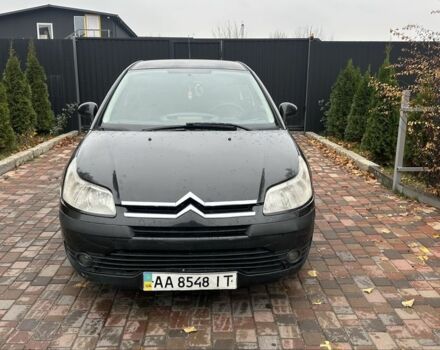 Черный Ситроен С4, объемом двигателя 1.6 л и пробегом 250 тыс. км за 3600 $, фото 2 на Automoto.ua