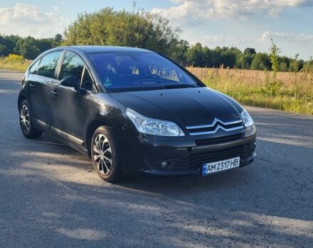 Черный Ситроен С4, объемом двигателя 1.6 л и пробегом 257 тыс. км за 4600 $, фото 1 на Automoto.ua