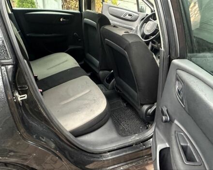 Черный Ситроен С4, объемом двигателя 1.6 л и пробегом 250 тыс. км за 3600 $, фото 16 на Automoto.ua