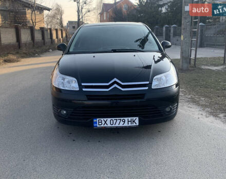 Черный Ситроен С4, объемом двигателя 1.56 л и пробегом 275 тыс. км за 5000 $, фото 1 на Automoto.ua