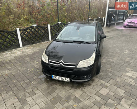Черный Ситроен С4, объемом двигателя 1.56 л и пробегом 437 тыс. км за 4199 $, фото 3 на Automoto.ua