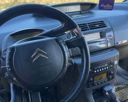 Сітроен С4 2007 у Фастове на Automoto.ua Чорний Сітроен С4, об'ємом двигуна 1.59 л та пробігом 260 тис. км за 3300 $, фото 3 на Automoto.ua