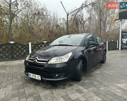 Черный Ситроен С4, объемом двигателя 1.56 л и пробегом 437 тыс. км за 4199 $, фото 1 на Automoto.ua