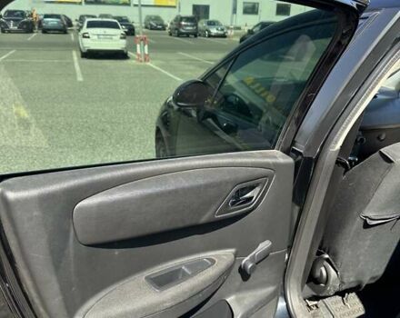 Черный Ситроен С4, объемом двигателя 1.6 л и пробегом 113 тыс. км за 4000 $, фото 7 на Automoto.ua