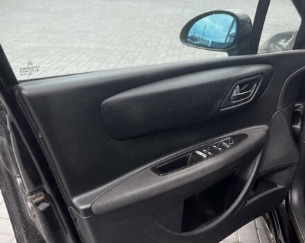 Черный Ситроен С4, объемом двигателя 1.56 л и пробегом 245 тыс. км за 4500 $, фото 10 на Automoto.ua