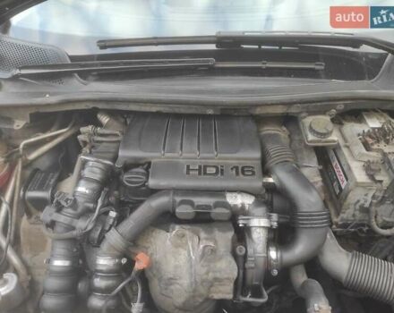 Чорний Сітроен С4, об'ємом двигуна 1.56 л та пробігом 406 тис. км за 4400 $, фото 12 на Automoto.ua