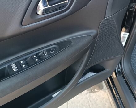 Черный Ситроен С4, объемом двигателя 1.6 л и пробегом 176 тыс. км за 3800 $, фото 9 на Automoto.ua