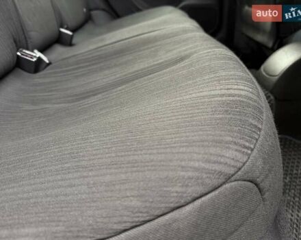 Черный Ситроен С4, объемом двигателя 1.6 л и пробегом 220 тыс. км за 3400 $, фото 37 на Automoto.ua