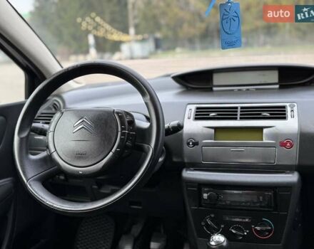 Черный Ситроен С4, объемом двигателя 1.6 л и пробегом 220 тыс. км за 3400 $, фото 46 на Automoto.ua
