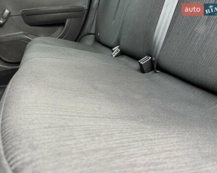 Черный Ситроен С4, объемом двигателя 1.6 л и пробегом 220 тыс. км за 3400 $, фото 42 на Automoto.ua