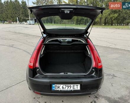 Черный Ситроен С4, объемом двигателя 1.6 л и пробегом 220 тыс. км за 3400 $, фото 28 на Automoto.ua