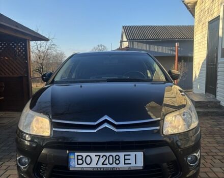 Черный Ситроен С4, объемом двигателя 1.6 л и пробегом 271 тыс. км за 5450 $, фото 1 на Automoto.ua