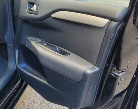 Черный Ситроен С4, объемом двигателя 1.6 л и пробегом 222 тыс. км за 6800 $, фото 10 на Automoto.ua