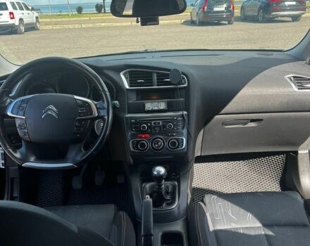 Чорний Сітроен С4, об'ємом двигуна 1.6 л та пробігом 310 тис. км за 5700 $, фото 10 на Automoto.ua