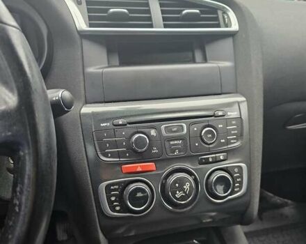 Черный Ситроен С4, объемом двигателя 1.56 л и пробегом 162 тыс. км за 7300 $, фото 14 на Automoto.ua