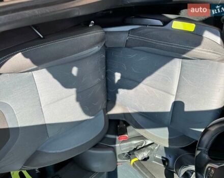 Чорний Сітроен С4, об'ємом двигуна 1.56 л та пробігом 271 тис. км за 6500 $, фото 18 на Automoto.ua