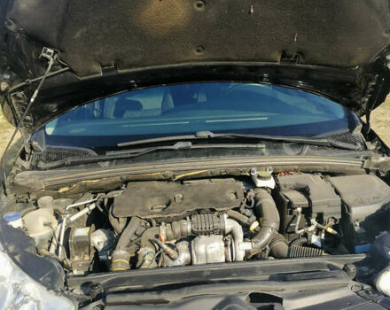 Черный Ситроен С4, объемом двигателя 1.56 л и пробегом 275 тыс. км за 7800 $, фото 6 на Automoto.ua