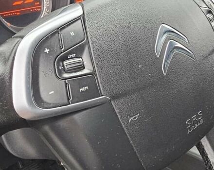 Черный Ситроен С4, объемом двигателя 1.59 л и пробегом 150 тыс. км за 4000 $, фото 21 на Automoto.ua