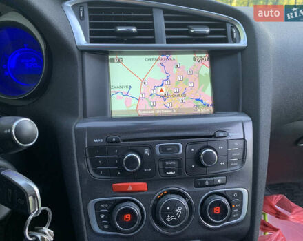 Черный Ситроен С4, объемом двигателя 1.6 л и пробегом 250 тыс. км за 6800 $, фото 8 на Automoto.ua