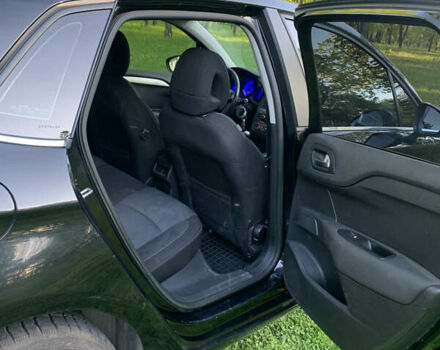 Черный Ситроен С4, объемом двигателя 1.6 л и пробегом 250 тыс. км за 6800 $, фото 6 на Automoto.ua