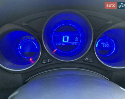 Черный Ситроен С4, объемом двигателя 1.6 л и пробегом 250 тыс. км за 6800 $, фото 9 на Automoto.ua