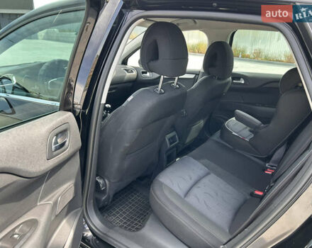 Черный Ситроен С4, объемом двигателя 1.56 л и пробегом 211 тыс. км за 8300 $, фото 11 на Automoto.ua