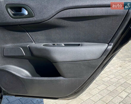 Черный Ситроен С4, объемом двигателя 1.6 л и пробегом 195 тыс. км за 11500 $, фото 28 на Automoto.ua