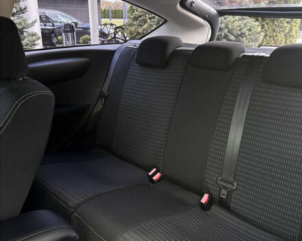 Черный Ситроен С4, объемом двигателя 1.6 л и пробегом 209 тыс. км за 6000 $, фото 21 на Automoto.ua