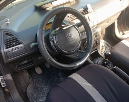 Ситроен С4 2008 в Коростышеве на Automoto.ua Черный Ситроен С4, объемом двигателя 1.6 л и пробегом 292 тыс. км за 4700 $, фото 2 на Automoto.ua