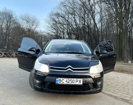Черный Ситроен С4, объемом двигателя 1.36 л и пробегом 310 тыс. км за 4250 $, фото 2 на Automoto.ua