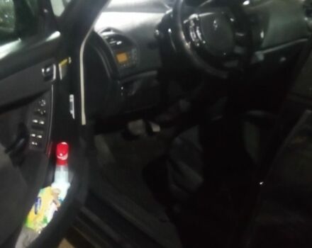 Черный Ситроен С4, объемом двигателя 2 л и пробегом 248 тыс. км за 3950 $, фото 1 на Automoto.ua